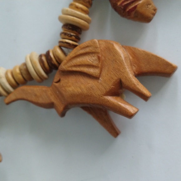 Vintage African Tribal Animal Safari Folk Art Long Necklace Carved Wood - Picture 3 of 7